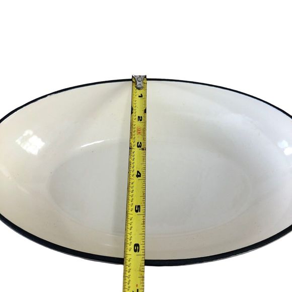 Martha Stewart  enameled cast iron oval casserole 10.5 InX 6.25 In X 2 In - Picture 6 of 8